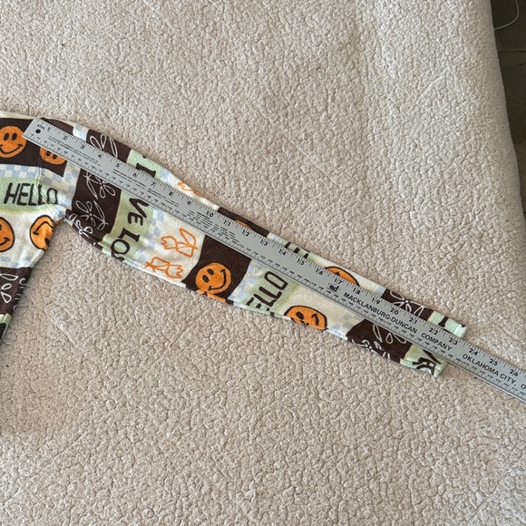 PacSun Brown and Cream Graphic Turtleneck Sweater Small - Picture 5 of 8